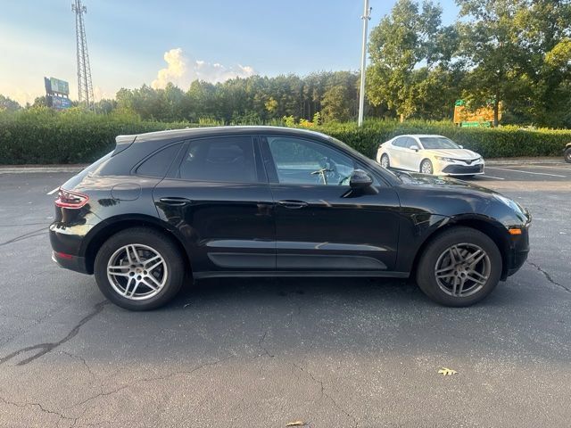 Used 2018 Porsche Macan AWD/4WD image 9