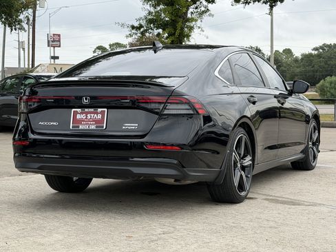Used 2024 Honda Accord Sport image 6