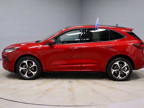 Certified 2023 Ford Escape ST-Line Select w/ Tech Pack #2 image 9