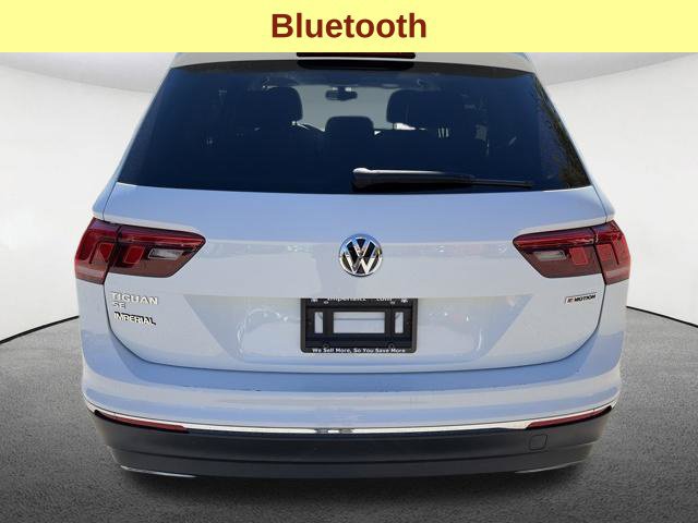 Used 2020 Volkswagen Tiguan SE w/ Panoramic Sunroof Package AWD/4WD image 11