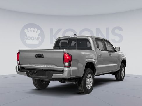 Used 2023 Toyota Tacoma SR image 2