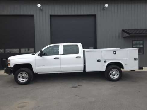 Used 2015 Chevrolet Silverado 2500 W/T AWD/4WD image 1
