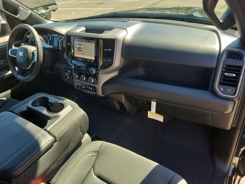 New 2026 RAM 1500 Express image 38