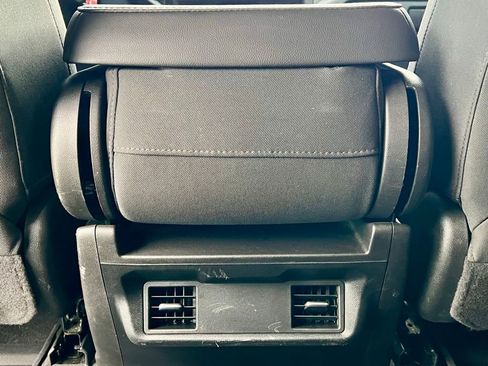 Used 2020 Chevrolet Silverado 1500 Custom w/ Custom Value Package image 33