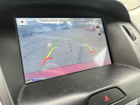 Used 2017 Ford Focus SEL image 28