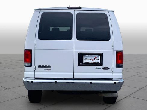 Used 2014 Ford E-350 and Econoline 350 XLT RWD image 5