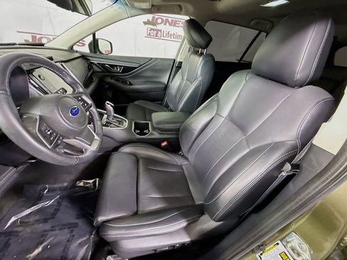 Used 2021 Subaru Outback Limited XT w/ Popular Package #2 AWD/4WD image 27