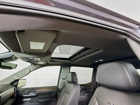 New 2026 GMC Sierra 1500 Denali w/ Denali Reserve Package image 18