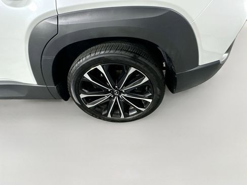 Used 2025 MAZDA CX-50 AWD 2.5 S w/ Premium Plus Pkg image 11