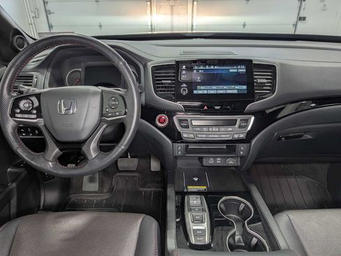 Used 2024 Honda Passport Black Edition image 19