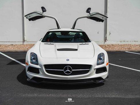 Used 2014 Mercedes-Benz SLS AMG Black Series image 22