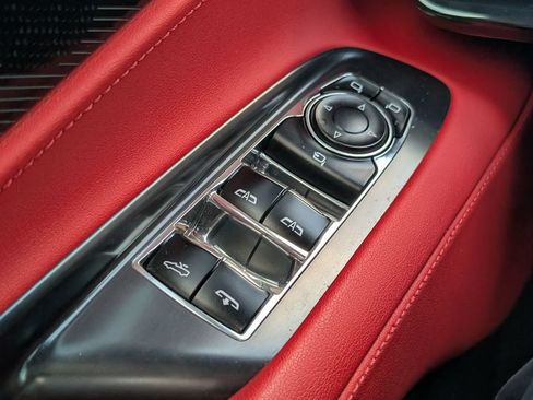 Used 2023 Chevrolet Corvette Stingray Preferred Conv w/ Stealth Interior Trim Package RWD image 18