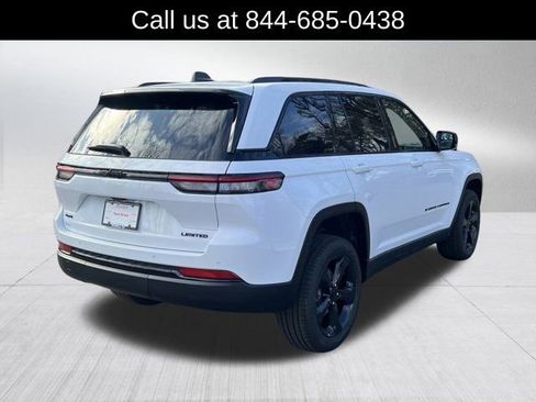 New 2025 Jeep Grand Cherokee Limited image 5