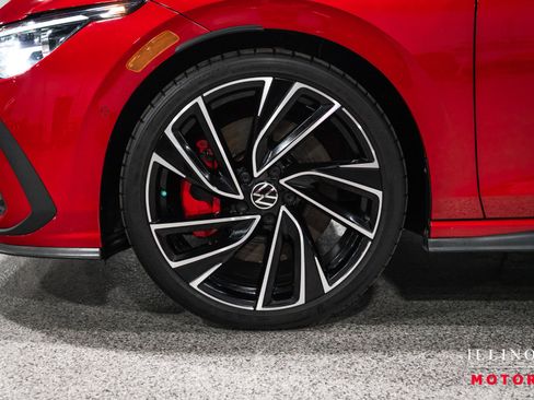 Used 2023 Volkswagen GTI Autobahn image 9