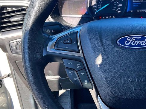 Used 2022 Ford Edge SEL w/ Convenience Package image 16