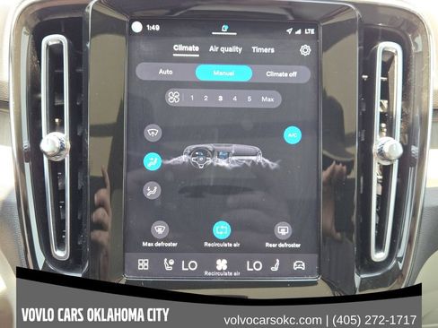 Certified 2023 Volvo XC40 B4 Plus w/ Driver Assist Package FWD image 21