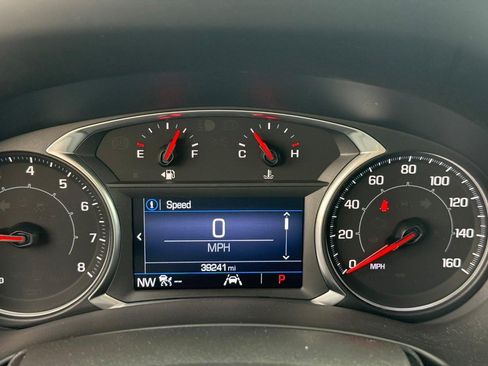 Used 2022 GMC Terrain SLE w/ Driver Convenience Package FWD image 22
