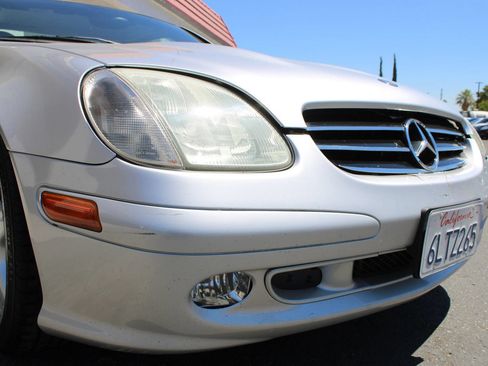 Used 2004 Mercedes-Benz SLK 320 image 5