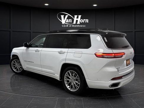 Used 2024 Jeep Grand Cherokee L Summit w/ Advanced Protech Group IV image 3