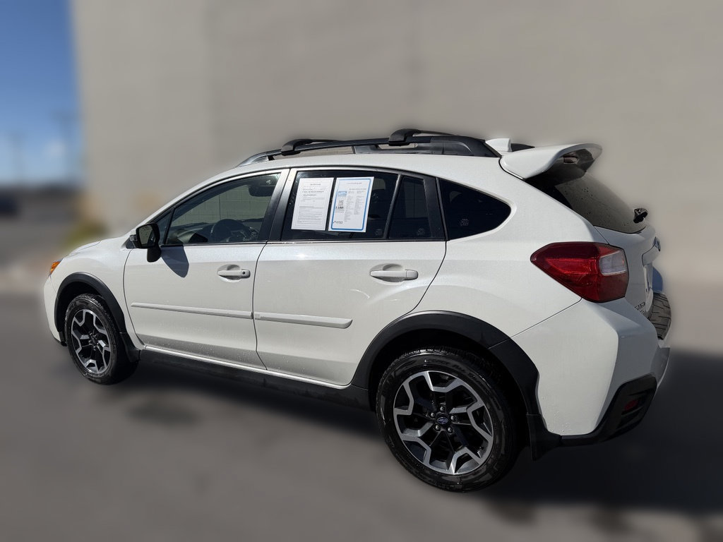 Used 2017 Subaru Crosstrek 2.0i Limited AWD/4WD image 3