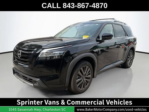 Used 2022 Nissan Pathfinder SL w/ SL Premium Package AWD/4WD image 1