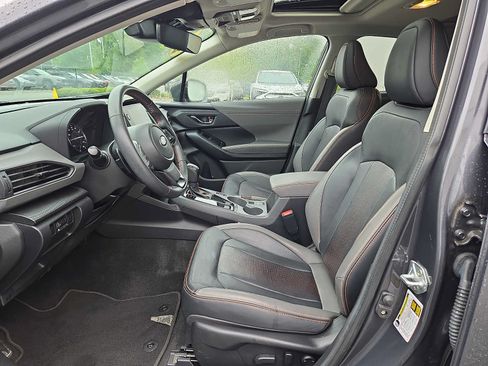 Used 2024 Subaru Crosstrek 2.5i Limited w/ Crosstrek Mirror Package AWD/4WD image 13