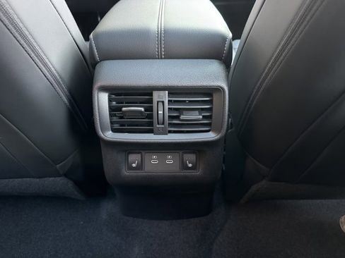 New 2026 Nissan Murano Platinum AWD/4WD image 9