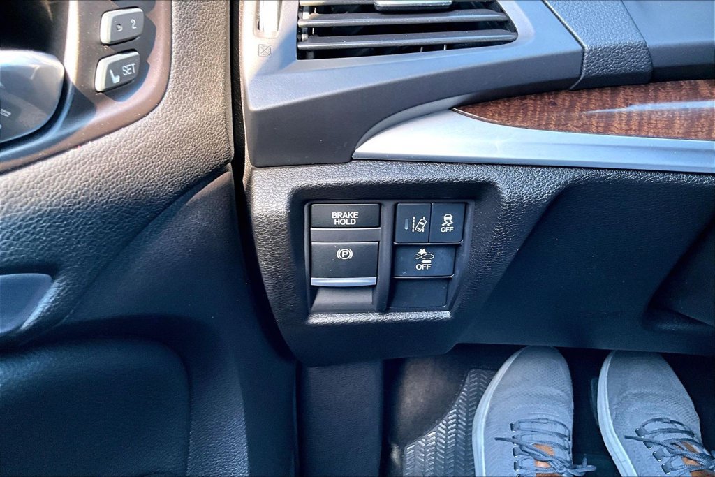 Used 2018 Acura MDX w/ Technology Package FWD image 45