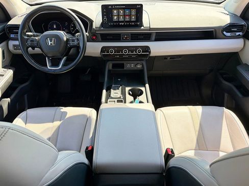 Used 2023 Honda Pilot EX-L image 9
