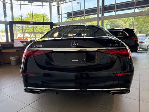 New 2025 Mercedes-Benz S 580 4MATIC Sedan image 9