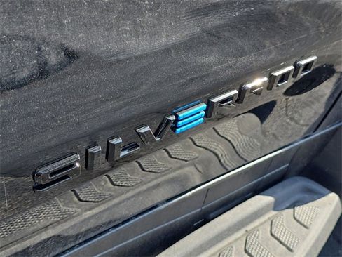 New 2026 Chevrolet Silverado EV LT w/ Plus Package image 31
