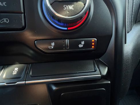 Used 2023 Chevrolet Silverado 2500 LT w/ Convenience Package image 33