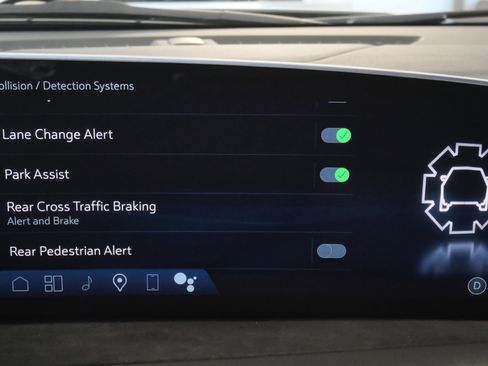 Used 2024 Cadillac XT4 Sport w/ Technology Package image 29