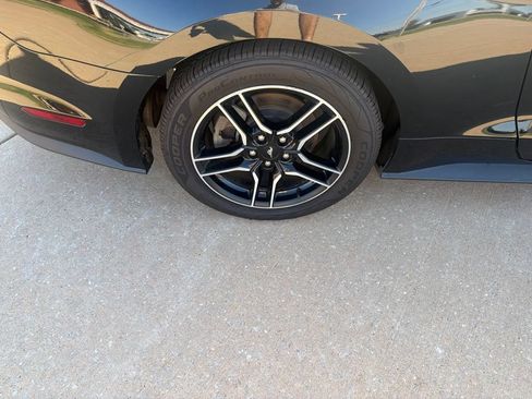 Used 2022 Ford Mustang Premium RWD image 13