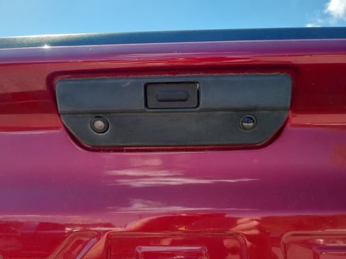 Used 2019 Chevrolet Silverado 1500 RST AWD/4WD image 31