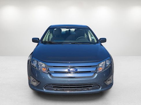 Used 2012 Ford Fusion SE image 2