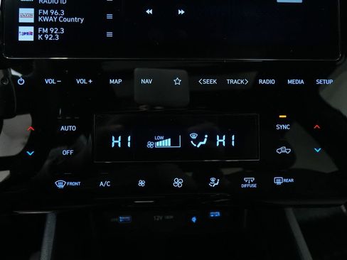 Used 2023 Hyundai Santa Cruz SEL Premium image 35