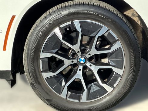 Used 2025 BMW X3 xDrive30i w/ Convenience Package image 12