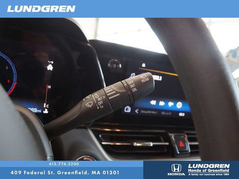 Used 2025 Chevrolet TrailBlazer LT AWD/4WD image 21