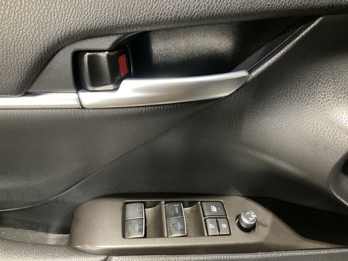 Used 2023 Toyota Camry SE FWD image 26