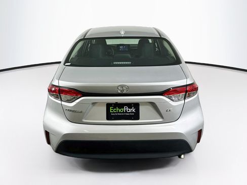Used 2025 Toyota Corolla LE FWD image 7