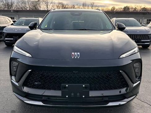 New 2026 Buick Envision Sport Touring image 4