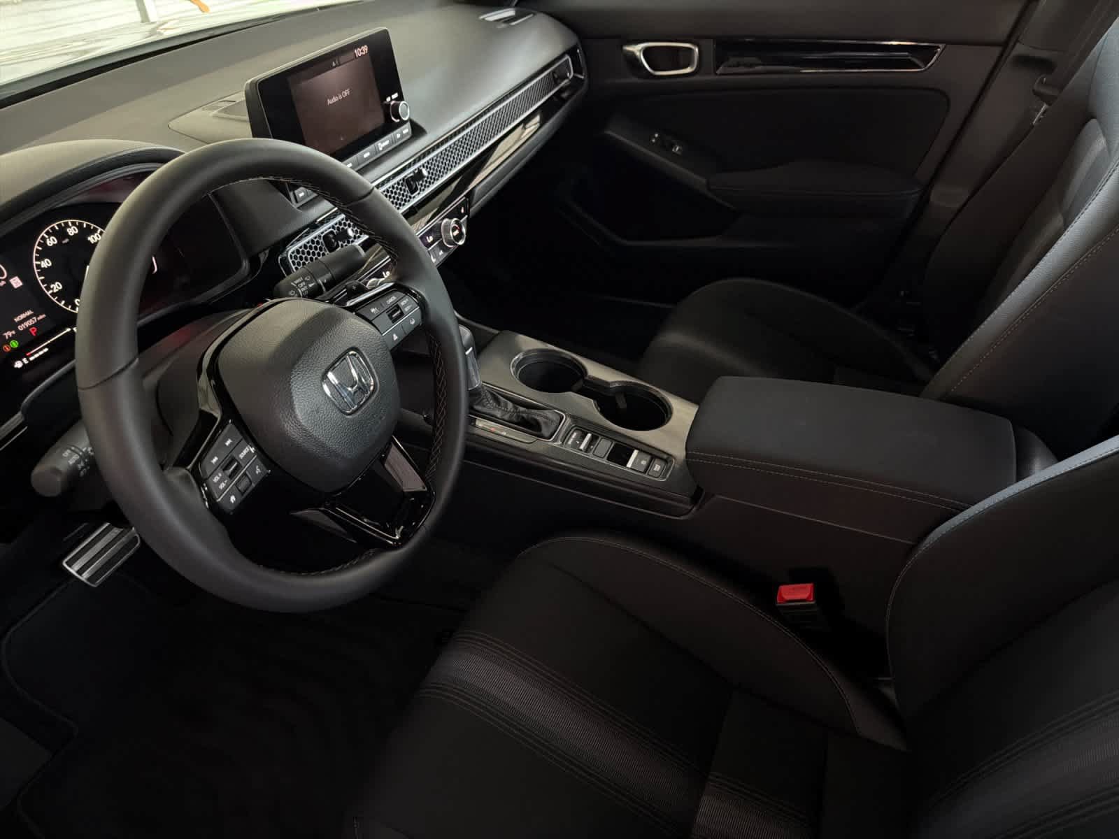 Used 2025 Honda Civic Sport image 11