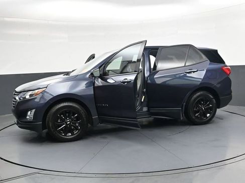 Used 2019 Chevrolet Equinox LS w/ LS Convenience Package image 41