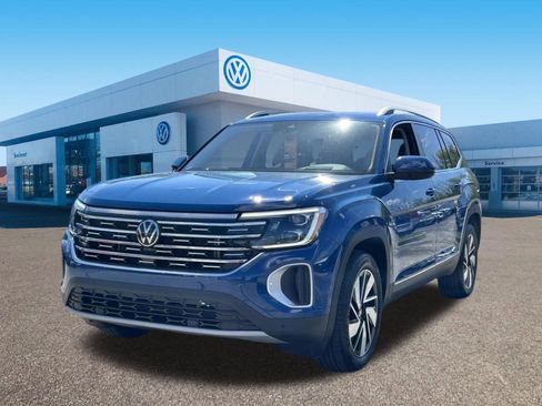 Certified 2025 Volkswagen Atlas SEL AWD/4WD image 3
