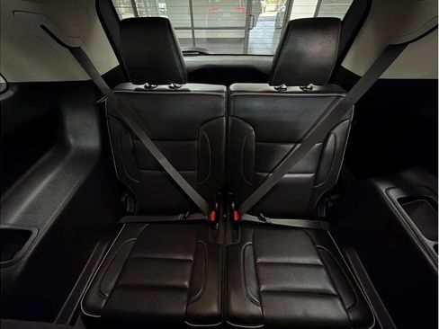 Used 2023 GMC Acadia Denali FWD image 13