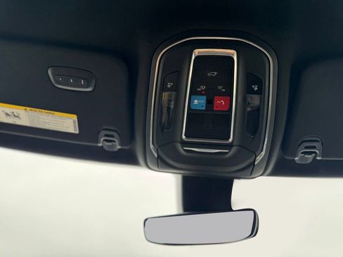 Used 2022 Jeep Wagoneer Series III image 28