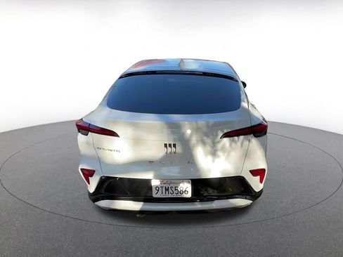 Used 2025 Buick Envista Sport Touring image 11