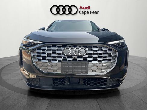 Used 2025 Audi Q5 Premium Plus AWD/4WD image 8