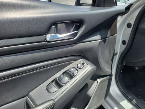 Certified 2020 Nissan Altima 2.5 S FWD image 18